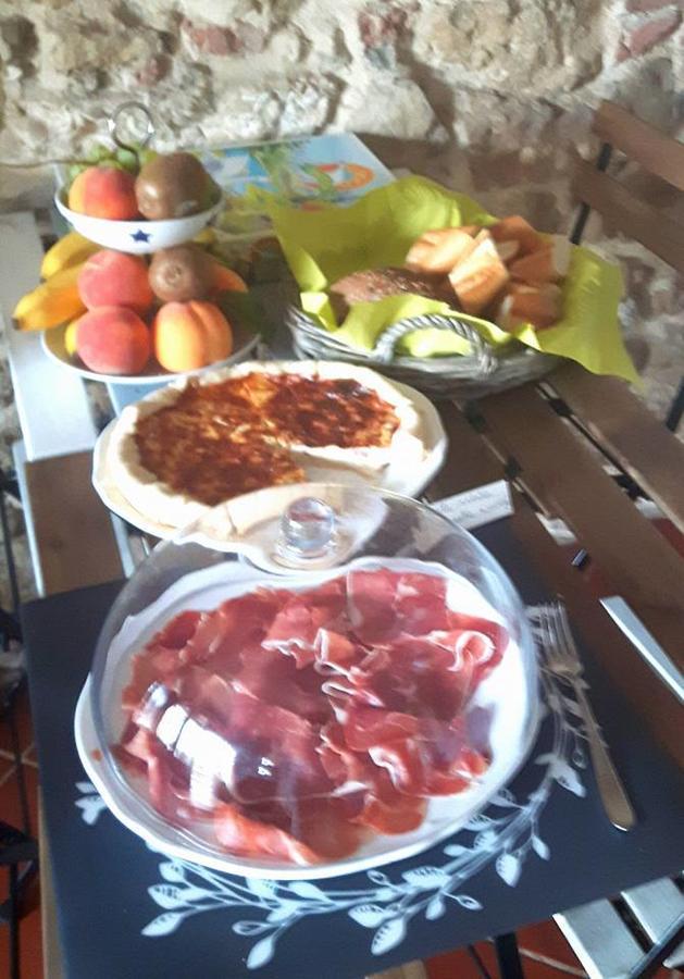 B&B Ocagiuliva Riparbella Eksteriør bilde